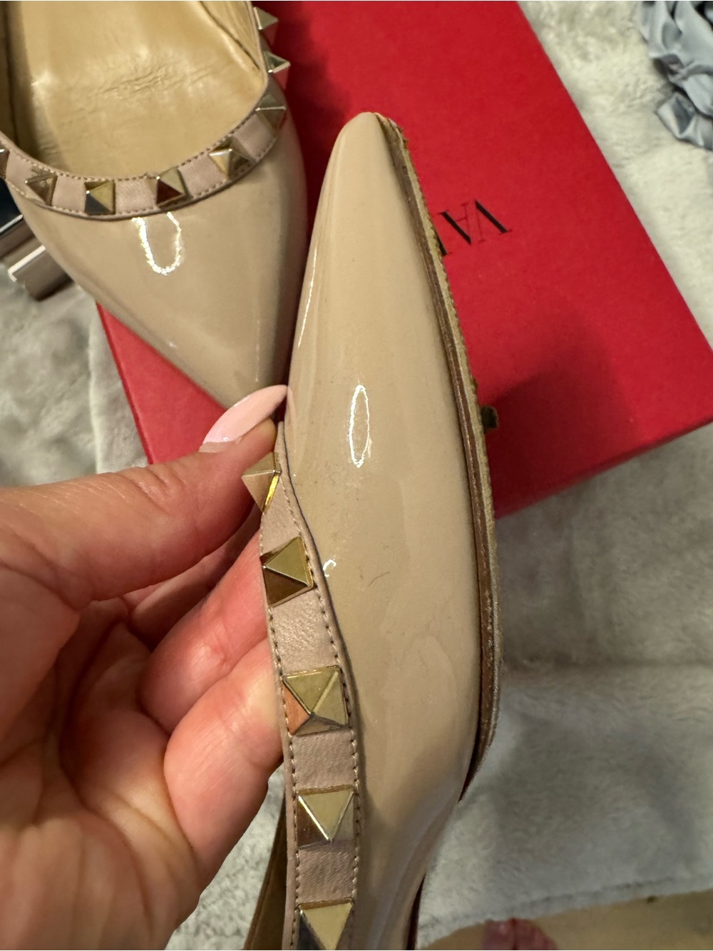 Valentino Garavani Patent Rockstud Ballet Flat - Picture 5 of 8